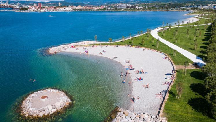 Appartamento Apartmajsko Naselje Zusterna Capodistria Esterno foto