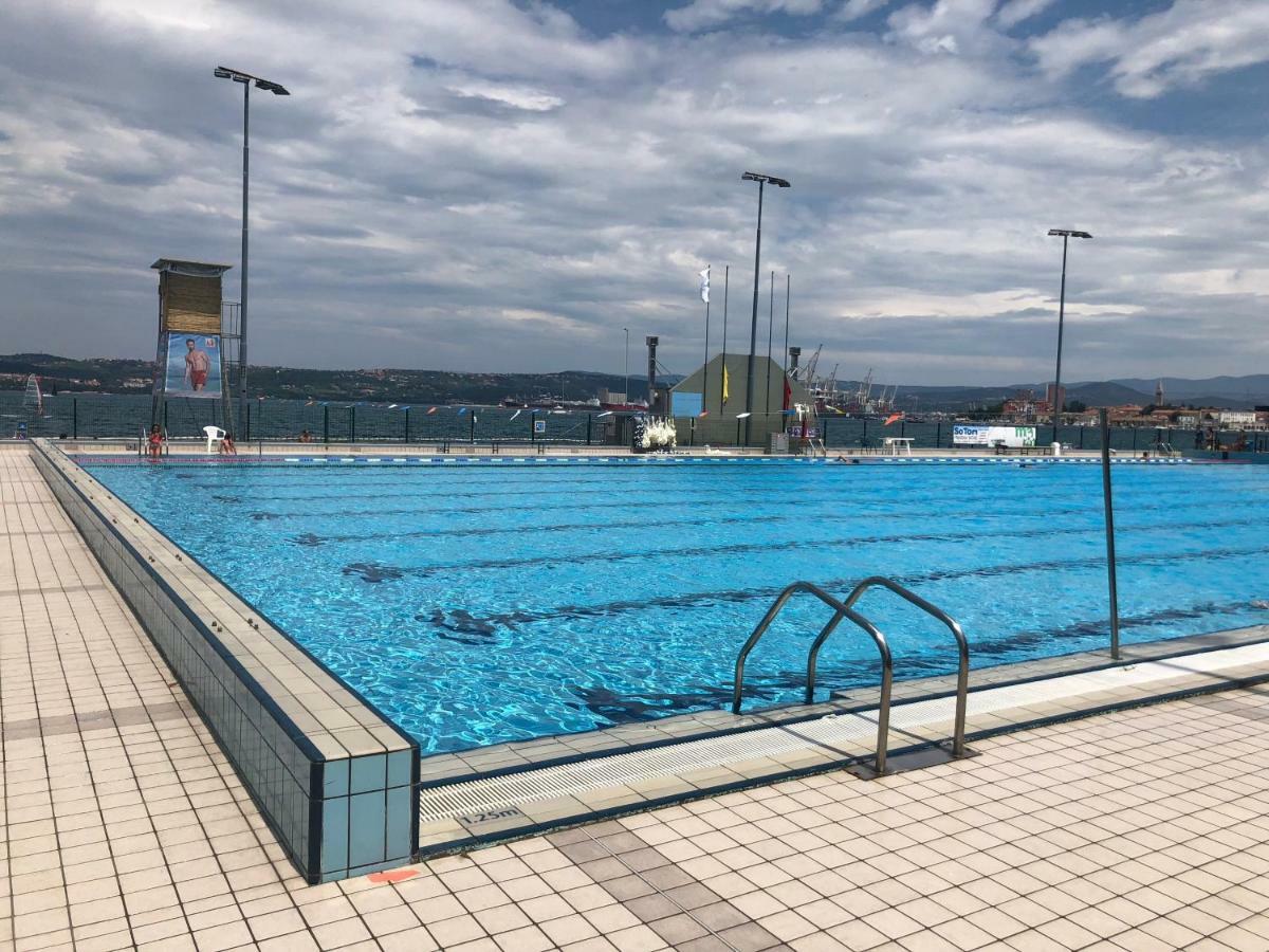 Appartamento Apartmajsko Naselje Zusterna Capodistria Esterno foto