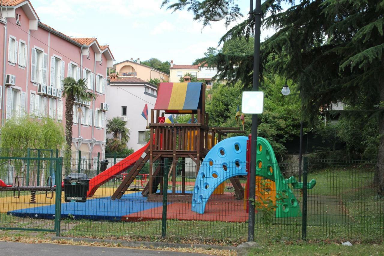 Appartamento Apartmajsko Naselje Zusterna Capodistria Esterno foto